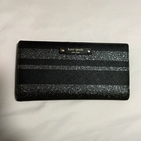 kate spade Handbags - ♠️NWT-KATE SPADE wallet